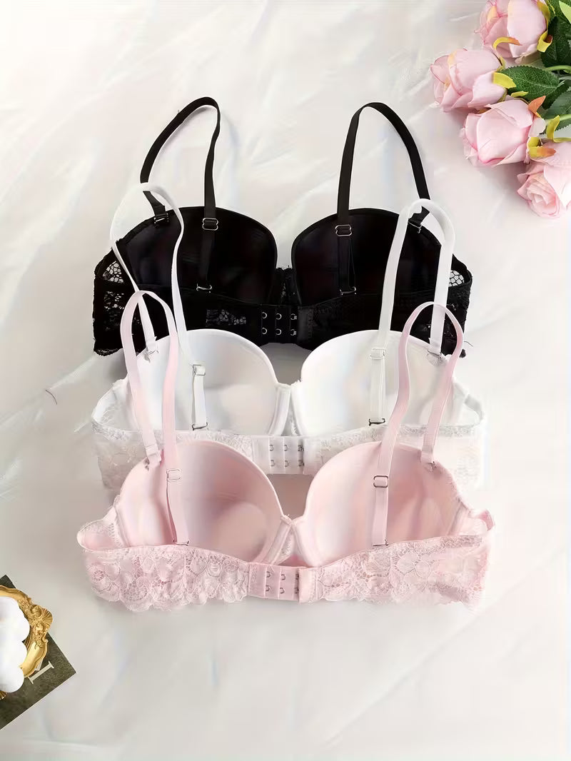 Zestaw 3 biustonoszy push-up – klasyczna koronka i modelujące wsparcie