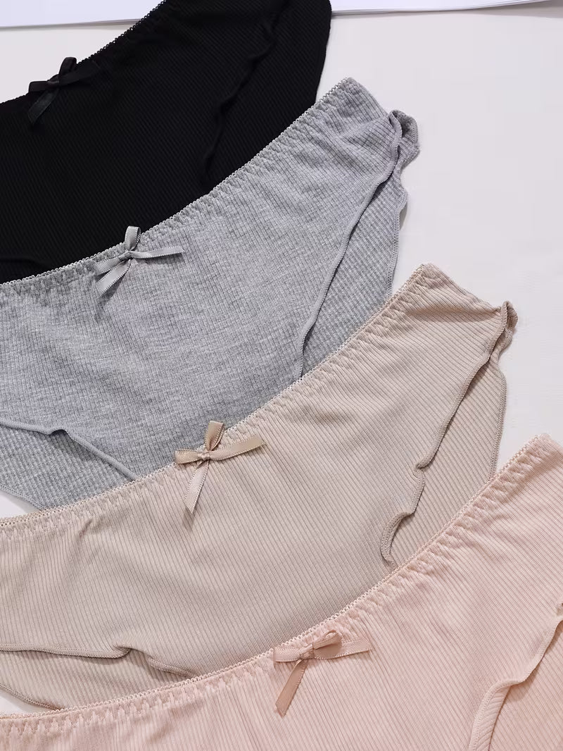 Zestaw damskich majtek z wiskozy – miękka codzienność i subtelny detal