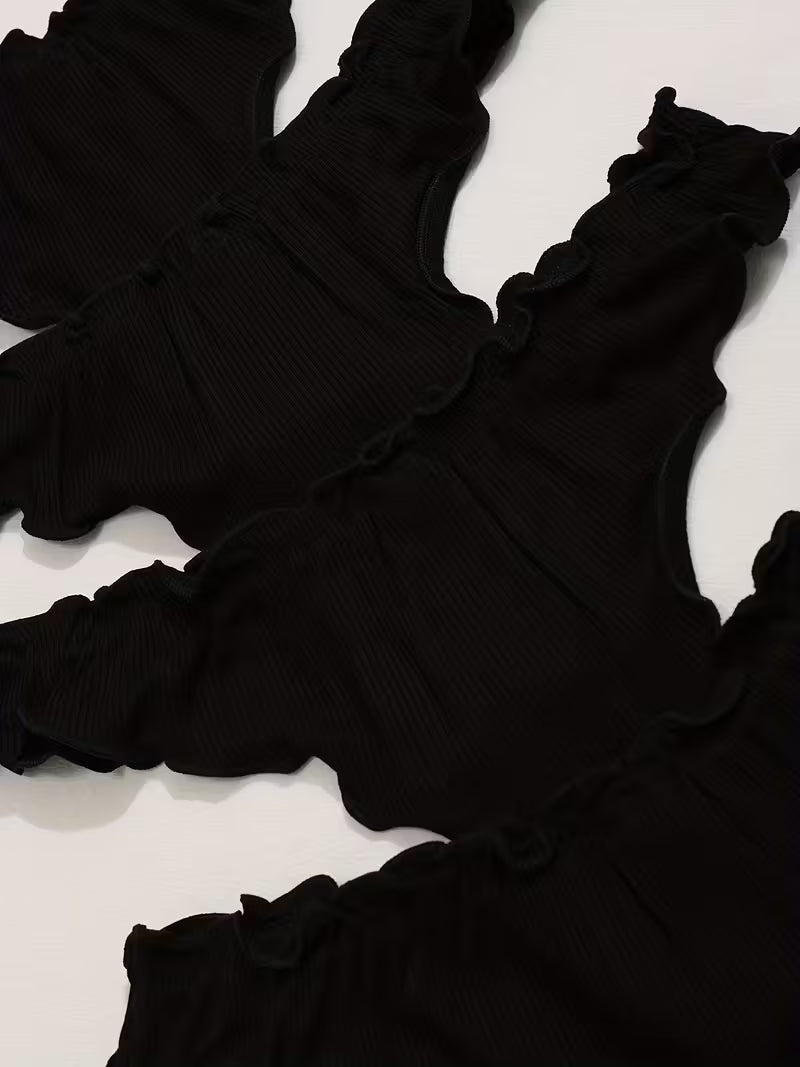 Zestaw 5 stringów V – minimalistyczna forma i subtelna kokarda