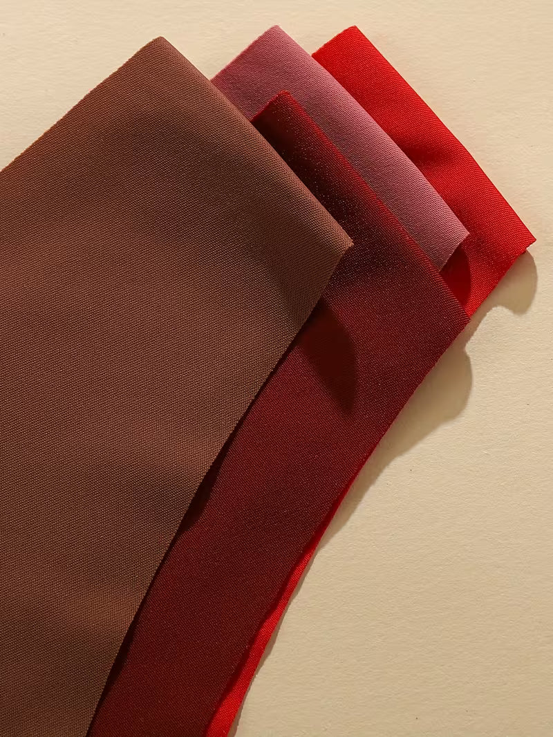 Zestaw bezszwowych fig damskich 6 sztuk – linia V i gładka elegancja