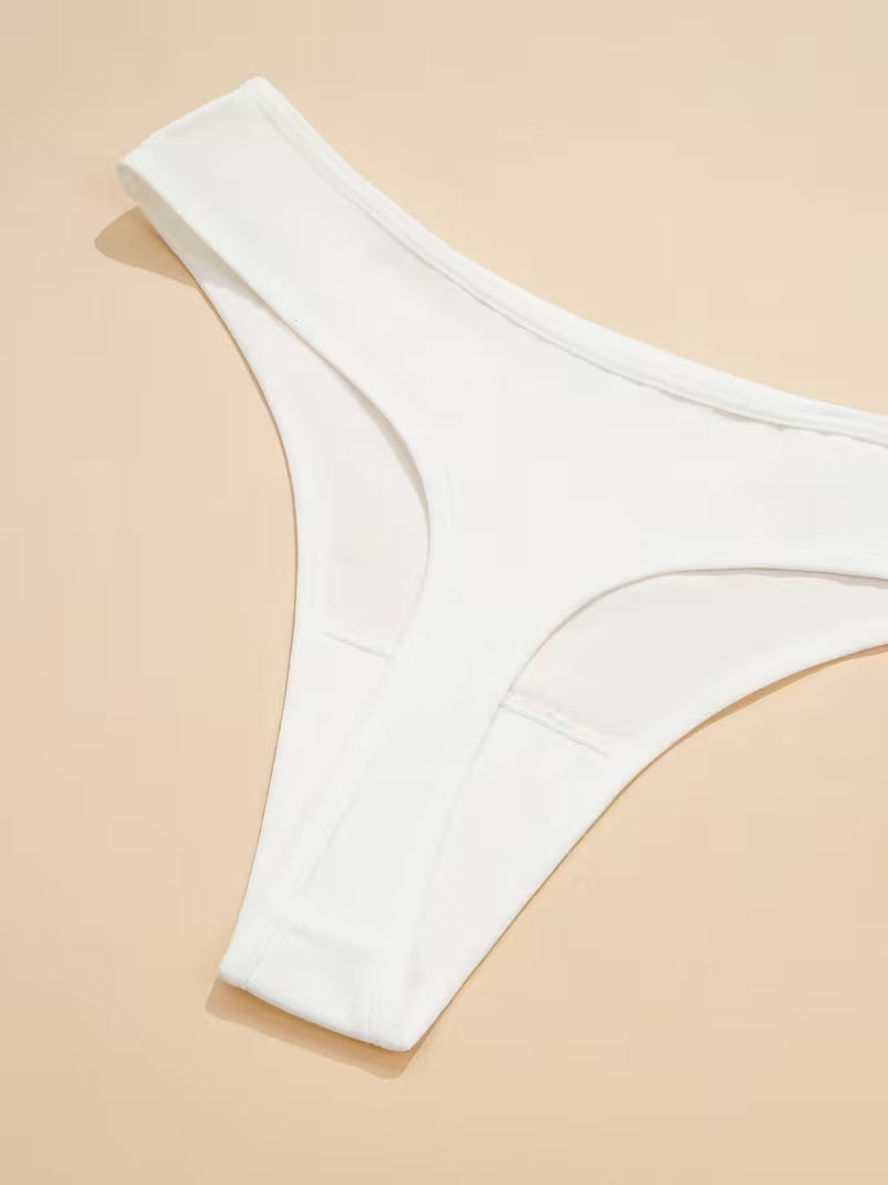 Zestaw 5 bawełnianych stringów – niski stan i czysta linia