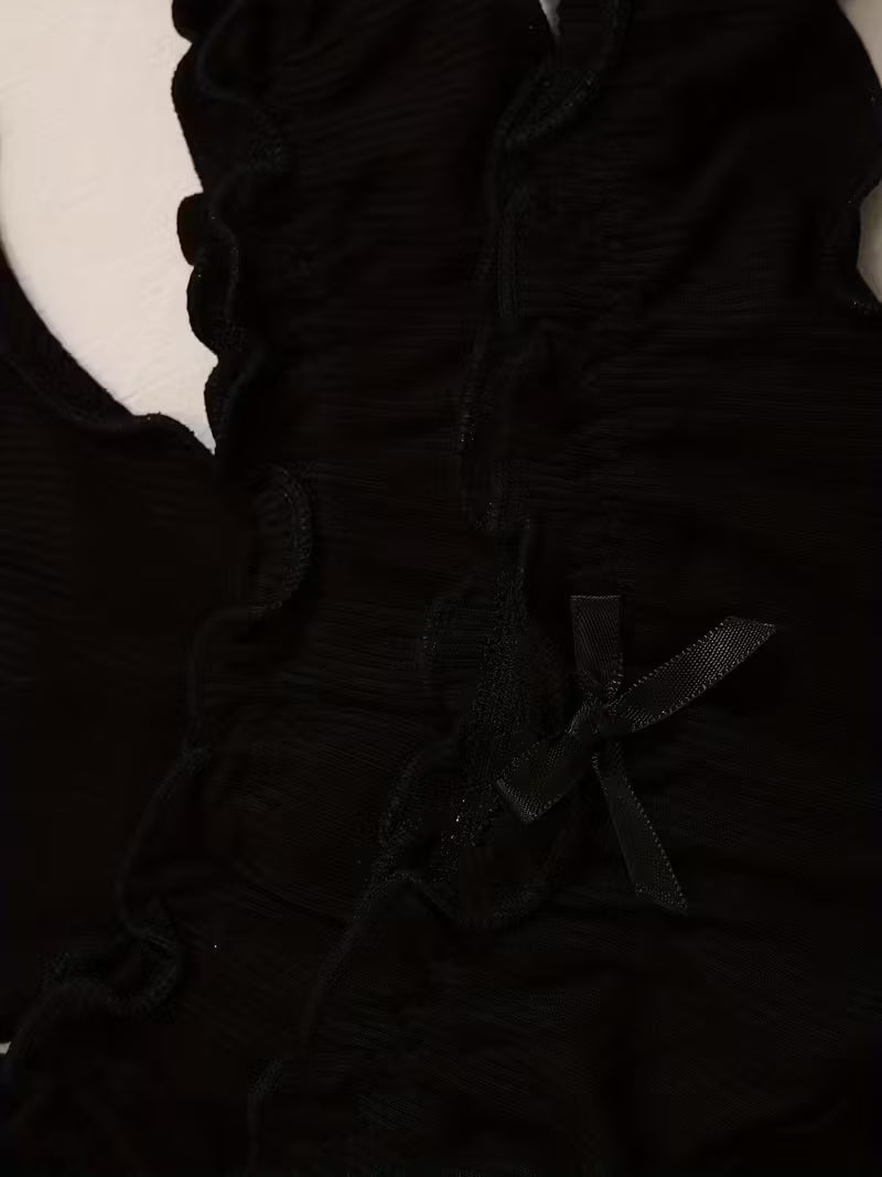 Zestaw 5 stringów V – minimalistyczna forma i subtelna kokarda