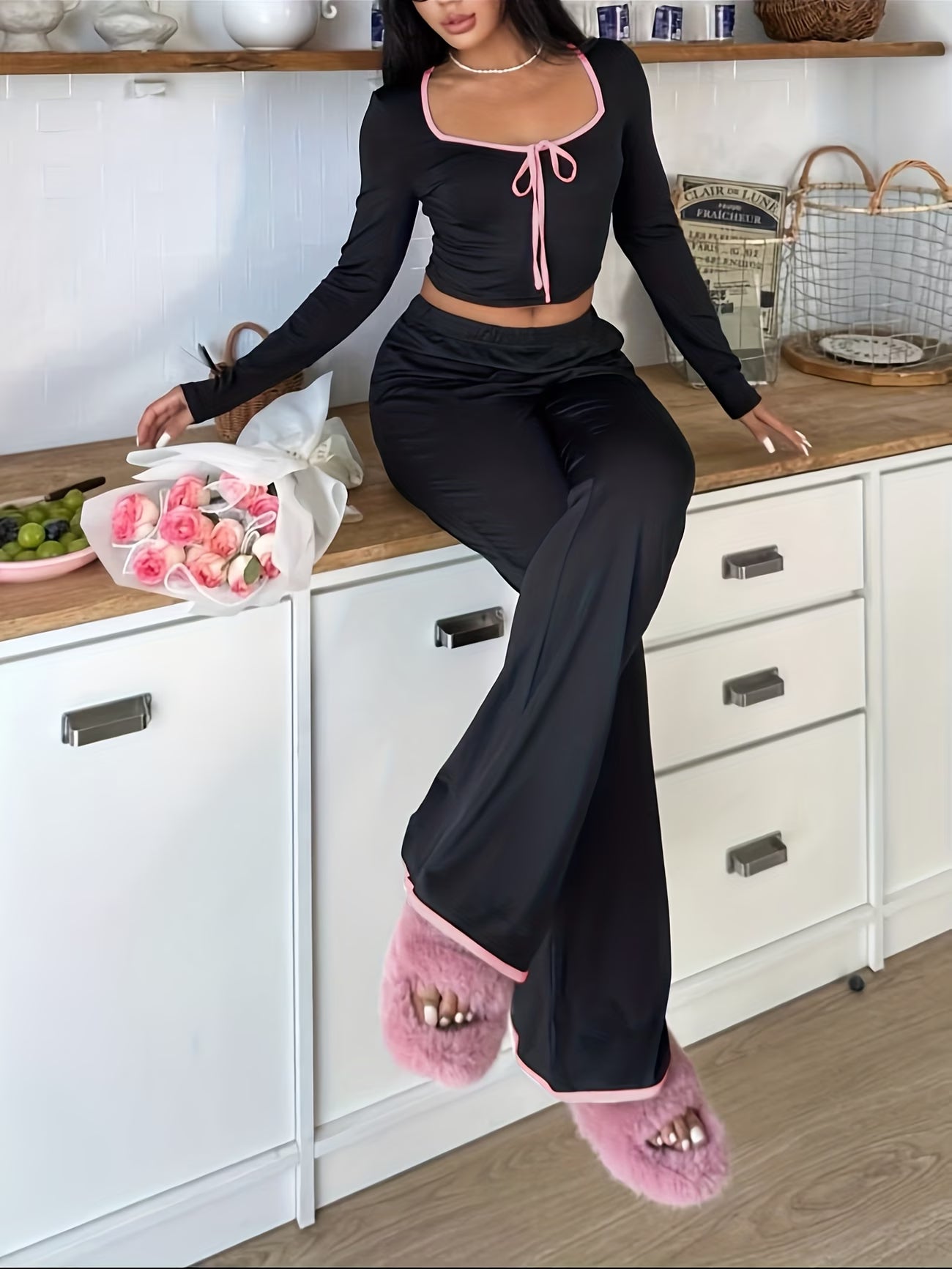 Casualowy komplet domowy damski z długim rękawem – kobiecy, wygodny i stylowy