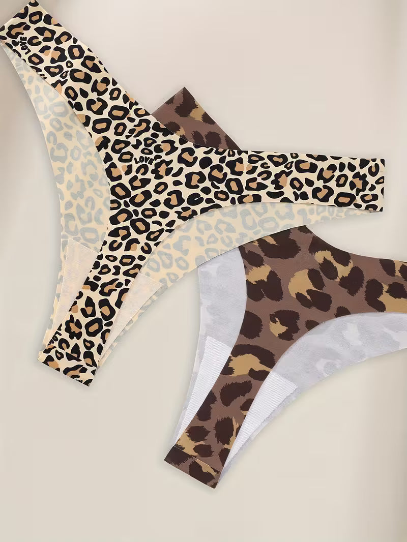 Zestaw 10 sztuk damskich stringów – bezszwowa forma i leopardzi akcent