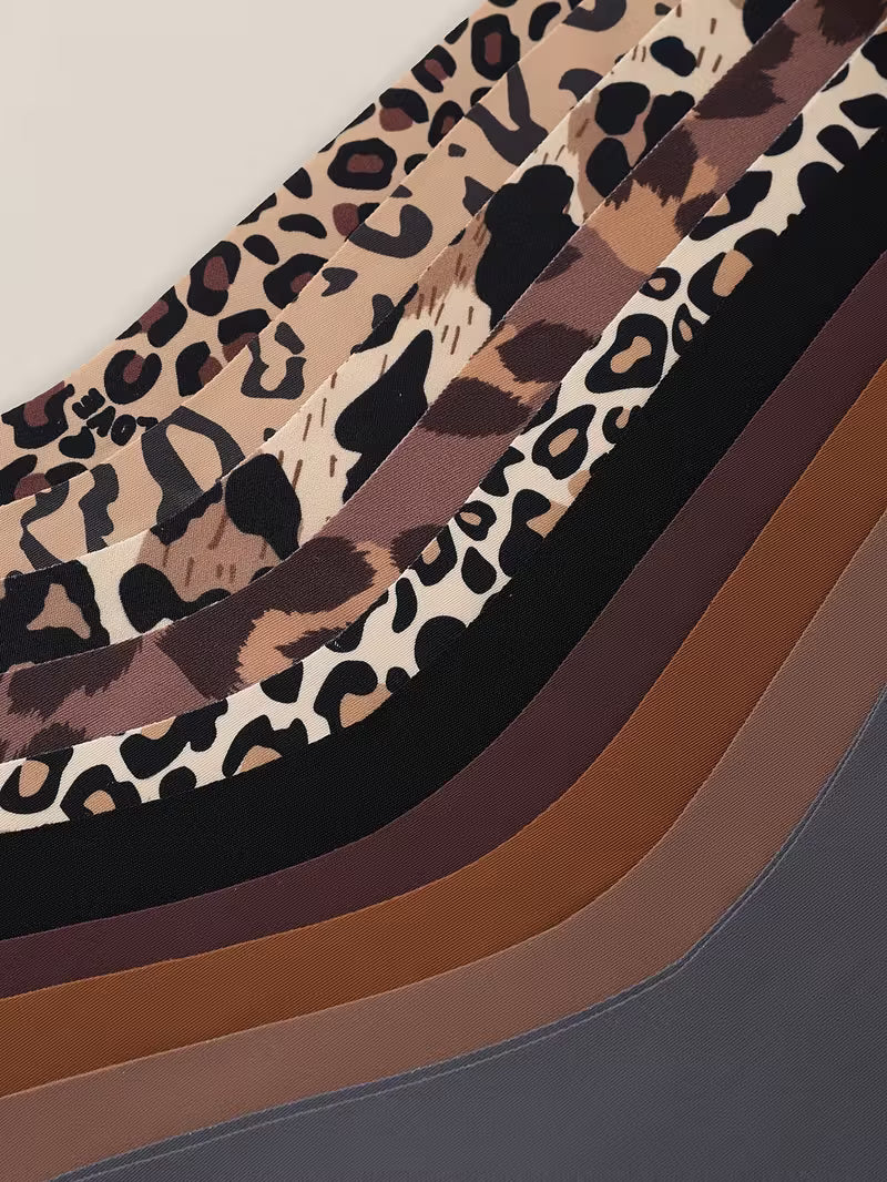 Zestaw 10 sztuk damskich stringów – bezszwowa forma i leopardzi akcent